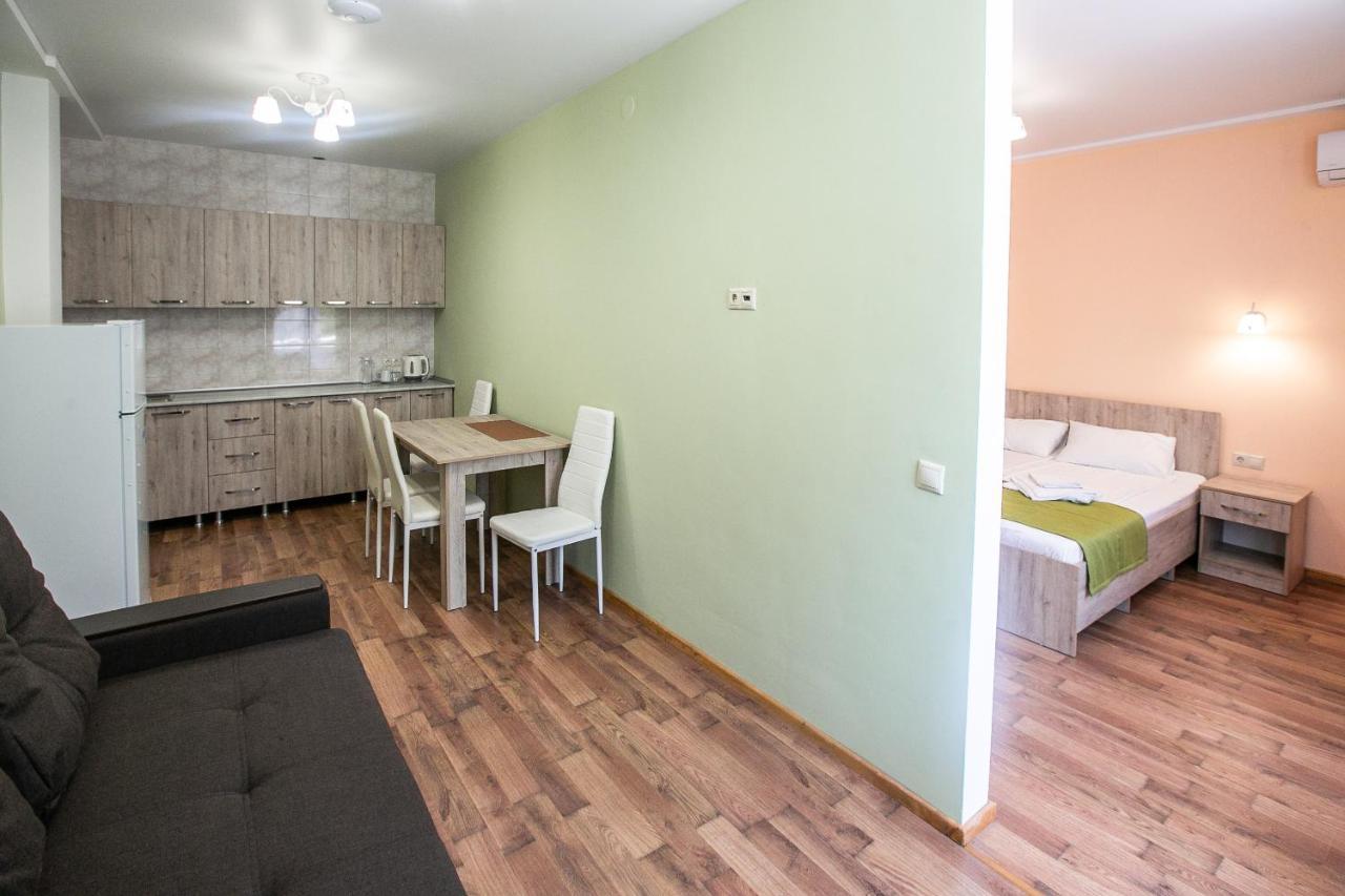 Гостиница "Курорт" Піцунда Екстер'єр фото